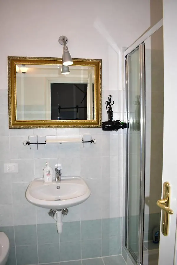 Apartment Appartamento Magico Nel Centro Del Borgo L'Ancora. Laigueglia