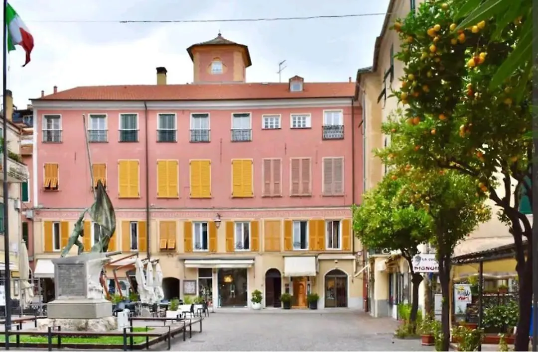 Appartamento magico nel centro del borgo L'ancora. Laigueglia Italia