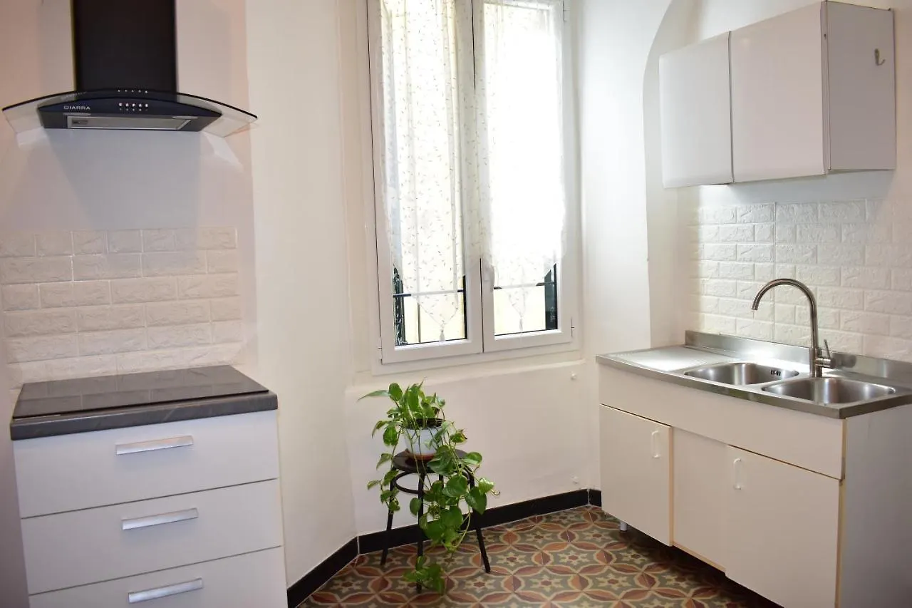 Appartamento magico nel centro del borgo L'ancora. Laigueglia