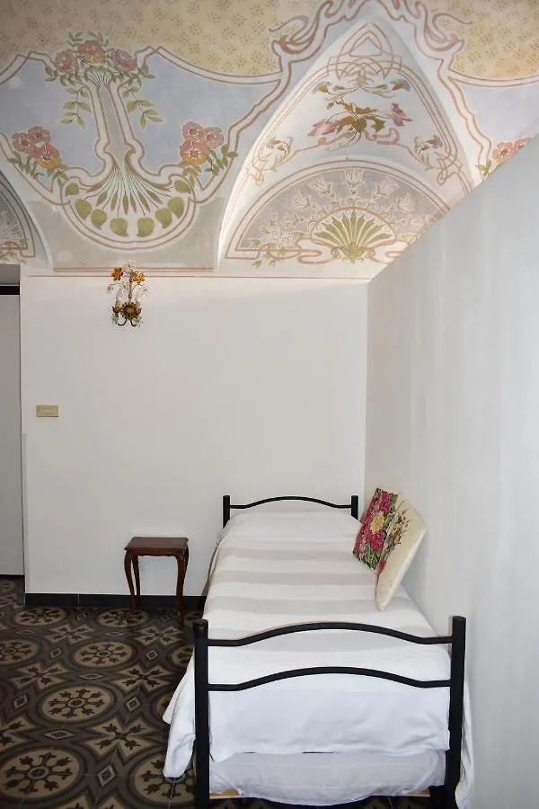 Appartamento magico nel centro del borgo L'ancora. Laigueglia